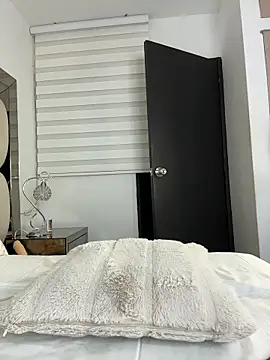 Snapshot of ALISSON_FOXXX1 chatting on 06.11.26 ALISSON FOXXX1 online show from 06.11.26