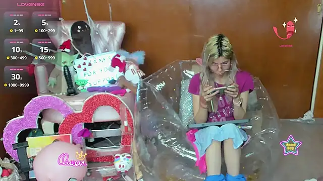 Skinygirl online show from 01.07.26