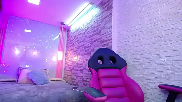 SalmaTits online show from 02.11.25