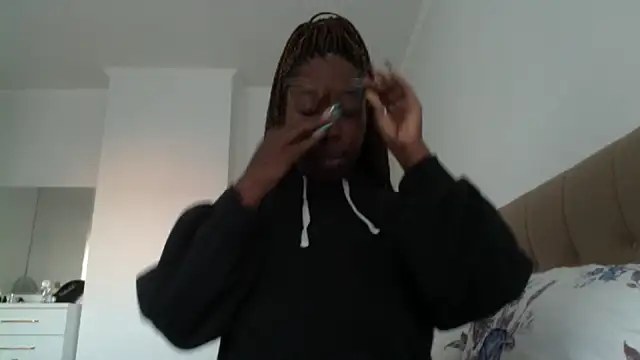 MadamIndigo online show from 12.21.24