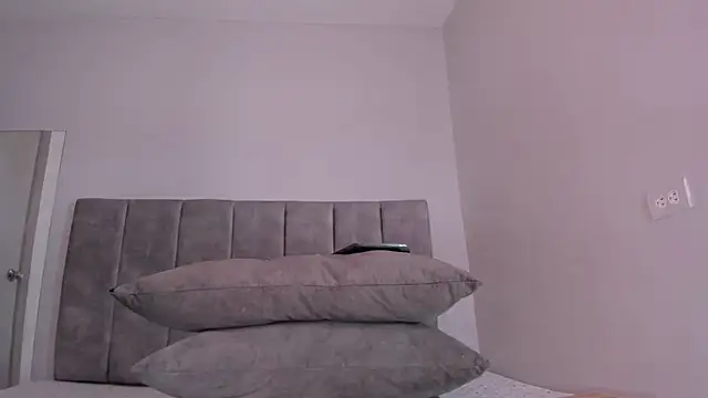 Snapshot of taylor_suxx chatting on 01.15.26 taylor suxx online show from 01.15.26