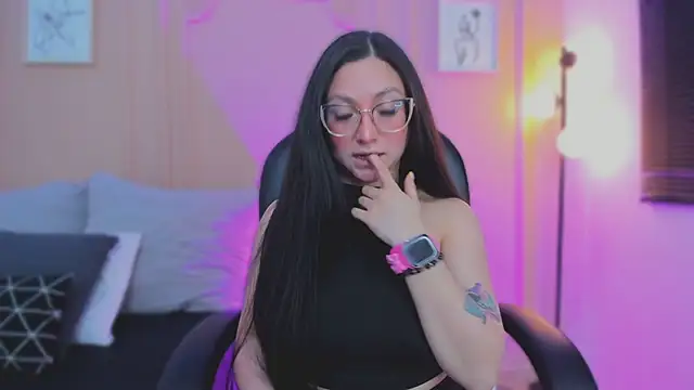 lucy neil online show from 03.30.26