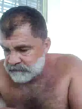 Snapshot of Peludo173317 chatting on 01.08.26 Peludo173317 online show from 01.08.26