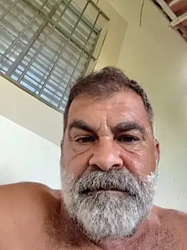 Snapshot of Peludo173317 chatting on 04.16.26 Peludo173317 online show from 04.16.26
