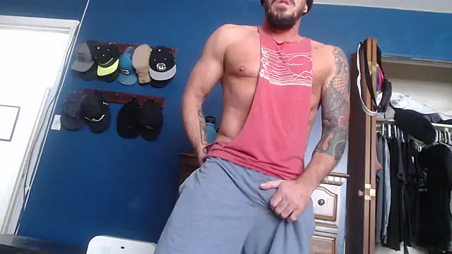 Snapshot of brettsworld1 chatting on 01.13.25 brettsworld1 online show from 01.13.25