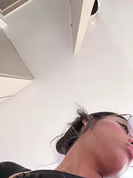 vaness weet online show from 03.02.25