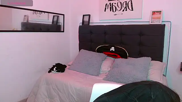 vaness weet online show from 10.30.25