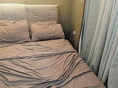 MissAyaCollins online show from 12.18.25