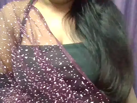 Snapshot of Roopshikha39 chatting on 03.07.25 Roopshikha39 online show from 03.07.25