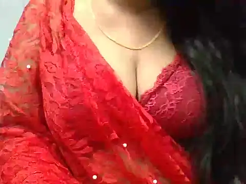 Snapshot of Roopshikha39 chatting on 10.17.25 Roopshikha39 online show from 10.17.25