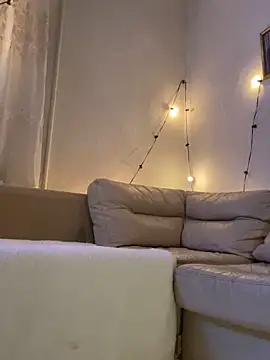 Lady  Maria online show from 10.27.25