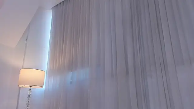 Snapshot of Emma_Torres__ chatting on 02.11.26 Emma Torres online show from 02.11.26