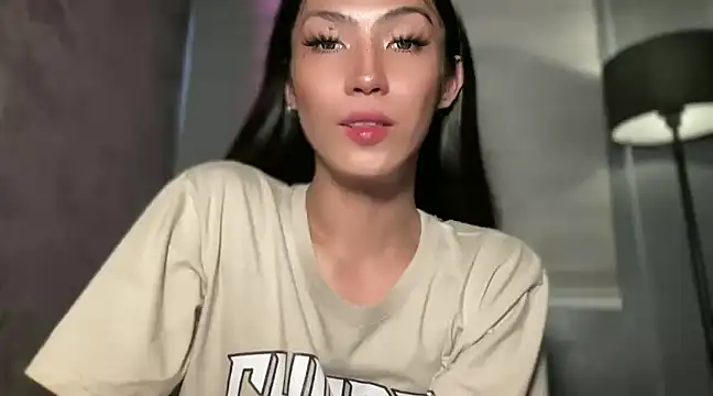 Bella Gordon online show from 12.14.24