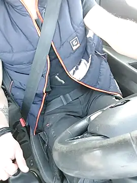 Snapshot of Xcoquinx chatting on 02.18.25 Xcoquinx online show from 02.18.25