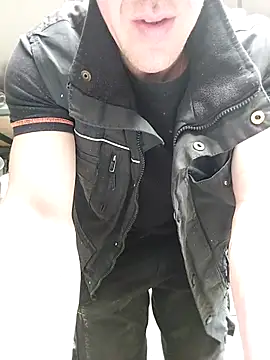 Snapshot of Xcoquinx chatting on 02.26.25 Xcoquinx online show from 02.26.25