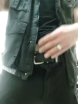 Snapshot of Xcoquinx chatting on 03.10.25 Xcoquinx online show from 03.10.25