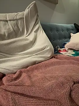 GrowHuge online show from 02.17.25