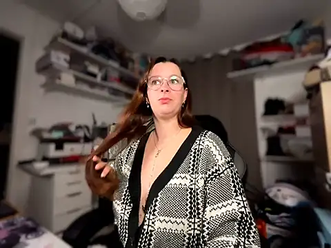 Amai Live online show from 11.08.25