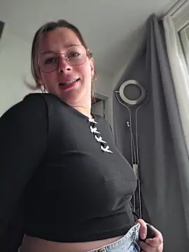 Amai Live online show from 05.05.26