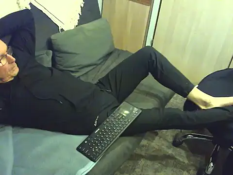 kiam471 online show from 02.18.26