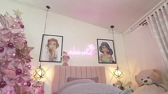 Snapshot of dani_parker_ chatting on 11.15.25 dani parker online show from 11.15.25