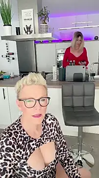 German Milf online show from 03.22.25