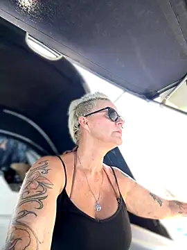 German Milf online show from 09.12.25