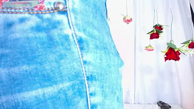 Snapshot of BLACK_ROSSE_1 chatting on 02.26.25 BLACK ROSSE 1 online show from 02.26.25