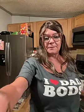 Snapshot of cowgirlc chatting on 09.24.25 cowgirlc online show from 09.24.25