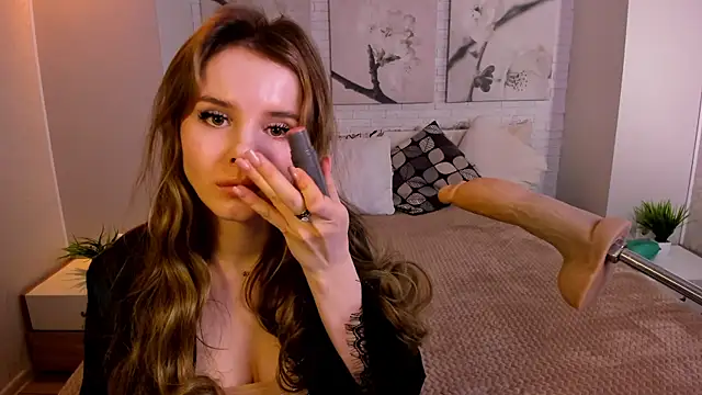 Betty June online show from 02.15.25