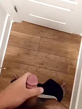 Snapshot of Mark_Dad chatting on 09.27.25 Mark Dad online show from 09.27.25