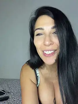 Snapshot of Cataleya80 chatting on 04.24.26 Cataleya80 online show from 04.24.26