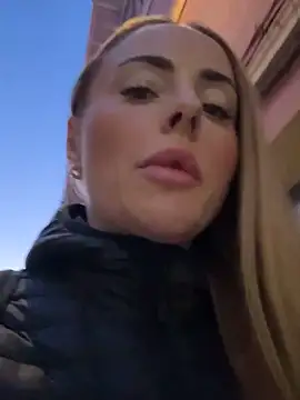 EmaSalis online show from 01.11.25