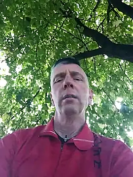 Snapshot of seelengleich chatting on 10.12.25 seelengleich online show from 10.12.25