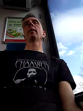 Snapshot of seelengleich chatting on 03.25.26 seelengleich online show from 03.25.26