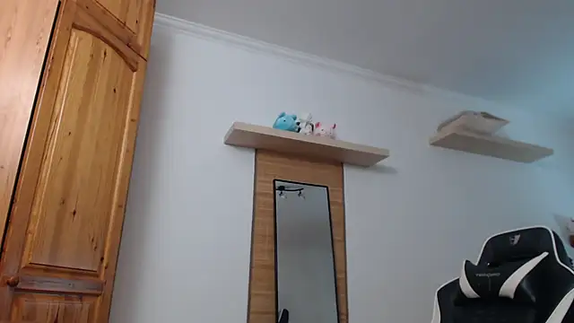 Lisakisss online show from 03.27.26