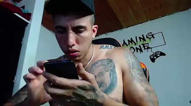 Adam Hudsond online show from 01.10.25