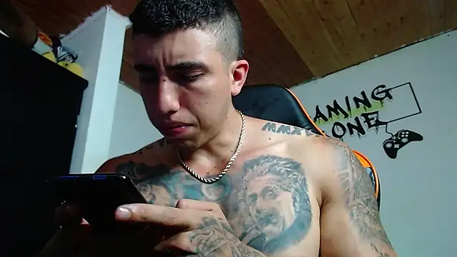 Adam Hudsond online show from 02.03.25