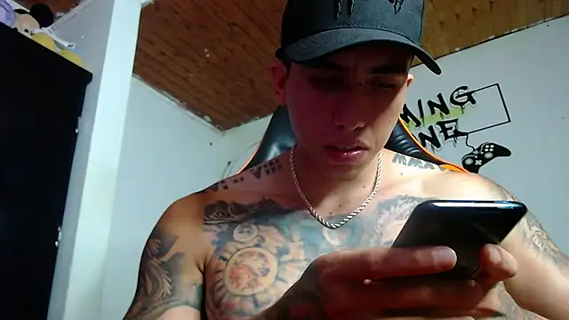 Adam Hudsond online show from 02.10.25