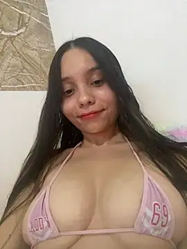 MiaJacksonn online show from 01.04.25