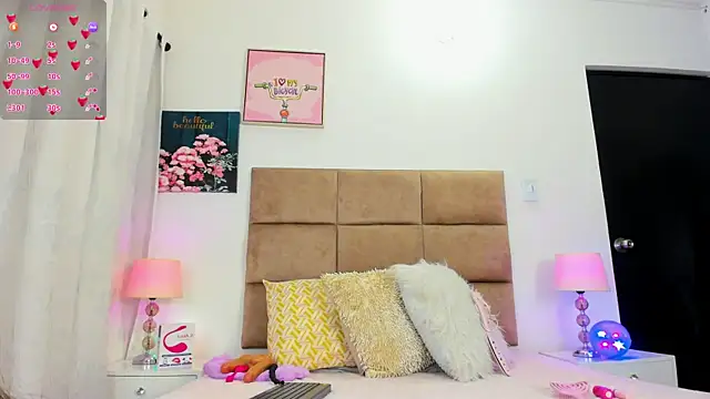 MiaJacksonn online show from 01.21.25