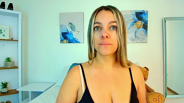 Isabella Harley online show from 03.23.26