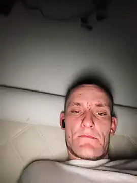 Snapshot of Honzziik0011 chatting on 03.01.26 Honzziik0011 online show from 03.01.26