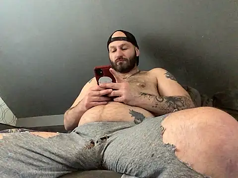 Snapshot of GhetTOfag_ chatting on 03.13.25 GhetTOfag online show from 03.13.25