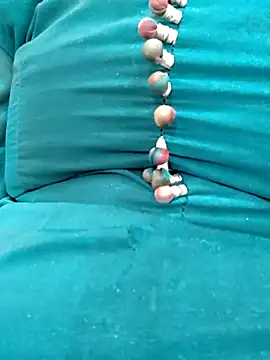 Snapshot of BigBustyRuhi chatting on 04.04.26 BigBustyRuhi online show from 04.04.26