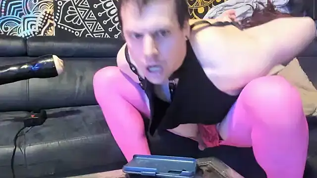 slankecrosdresser online show from 11.03.25