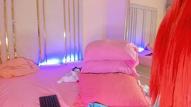 Snapshot of Saekohofman chatting on 02.10.25 Saekohofman online show from 02.10.25