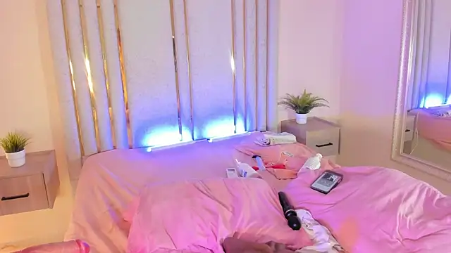 Snapshot of Saekohofman chatting on 03.06.25 Saekohofman online show from 03.06.25