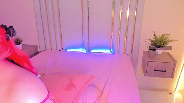 Snapshot of Saekohofman chatting on 10.10.25 Saekohofman online show from 10.10.25