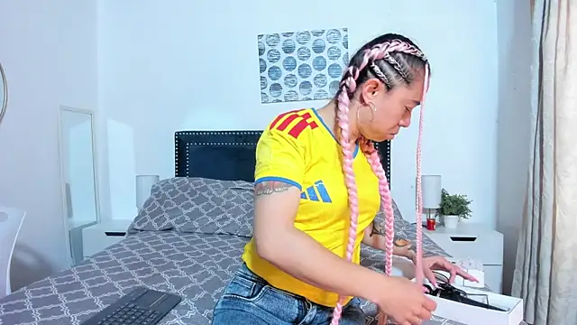 ZulyMichels online show from 06.17.26